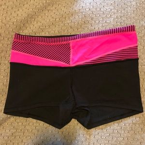 Black Lululemon Shorts Size 6
